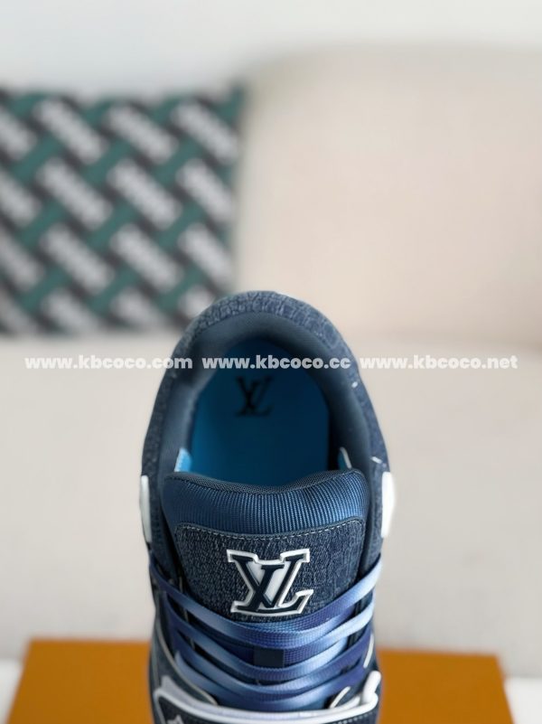 「#3924」 LOUIS VUITTON TRAINER SNEAKERS - Image 9