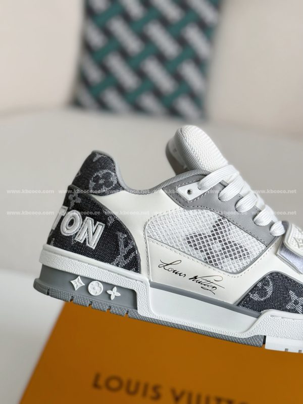 「#3944」LOUIS VUITTON TRAINER SNEAKERS - Image 7