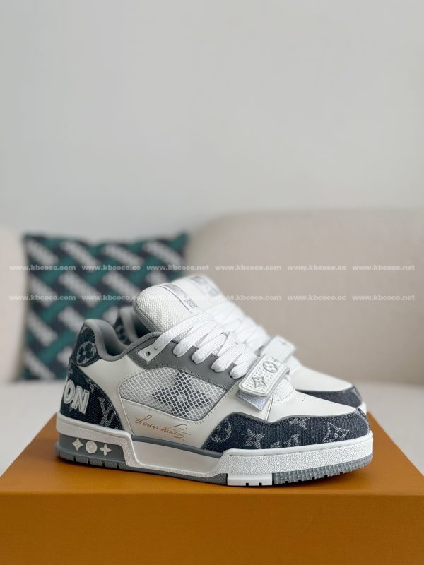 「#3944」LOUIS VUITTON TRAINER SNEAKERS