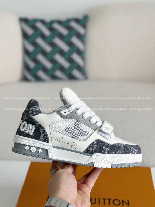 「#3944」LOUIS VUITTON TRAINER SNEAKERS - Image 6