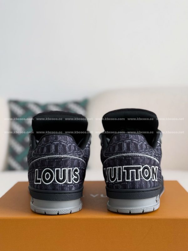 「#3945」LOUIS VUITTON TRAINER SNEAKERS - Image 3