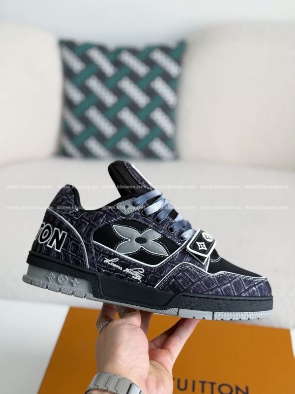 「#3945」LOUIS VUITTON TRAINER SNEAKERS - Image 6