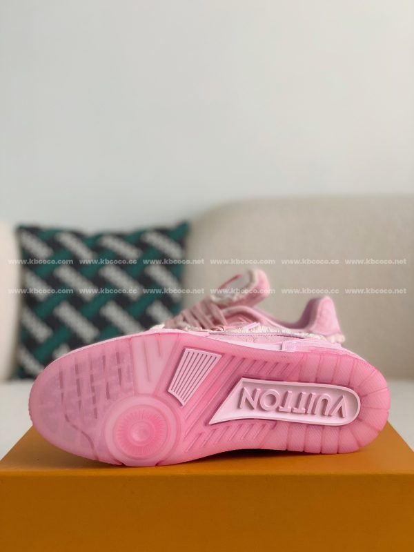 「#3901」 LOUIS VUITTON TRAINER SNEAKERS - Image 5