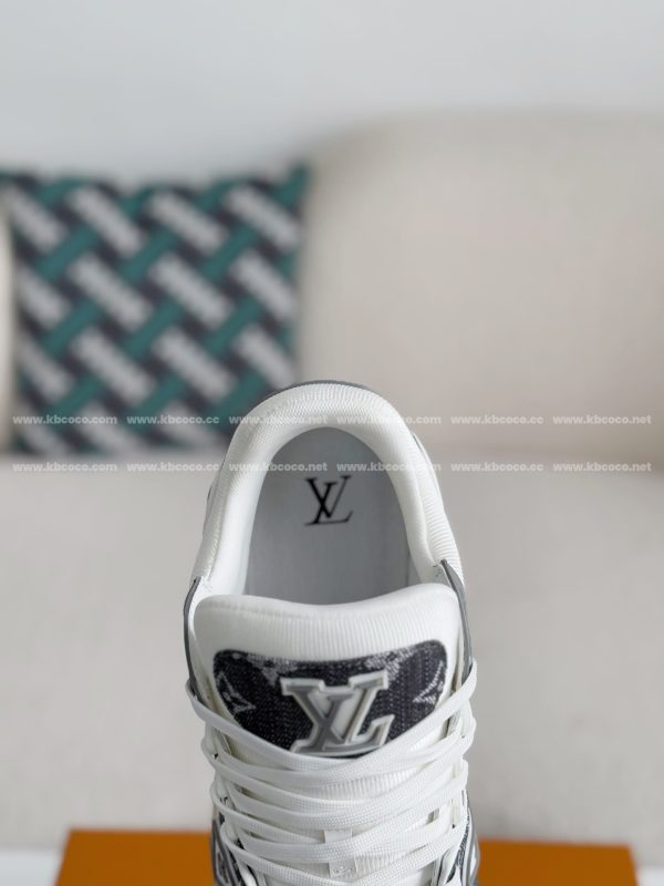 「#3960」LOUIS VUITTON TRAINER SNEAKERS - Image 9