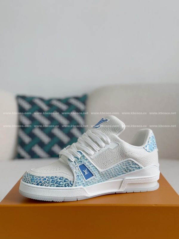 「#3968」LOUIS VUITTON TRAINER SNEAKERS - Image 4