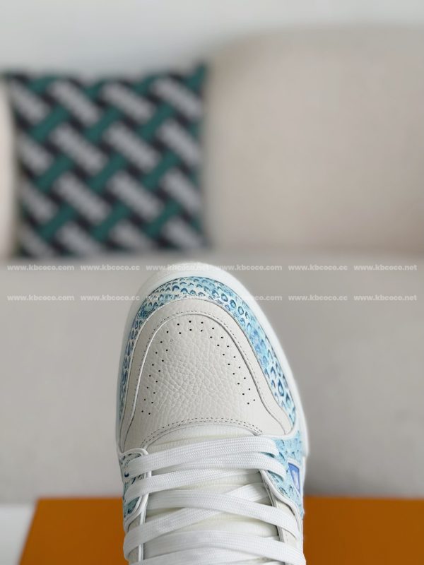 「#3968」LOUIS VUITTON TRAINER SNEAKERS - Image 8