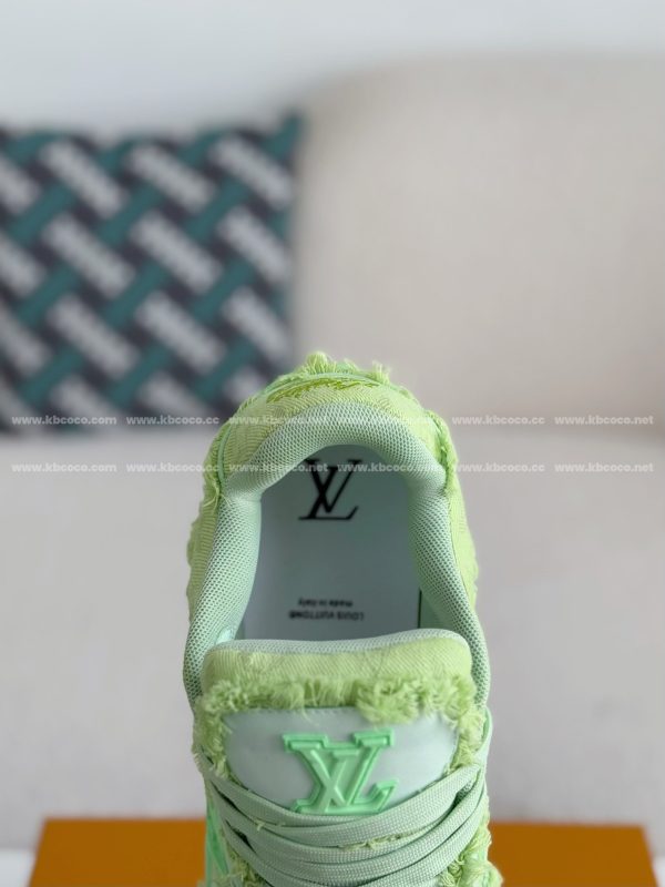 「#3977」LOUIS VUITTON TRAINER SNEAKERS - Image 9