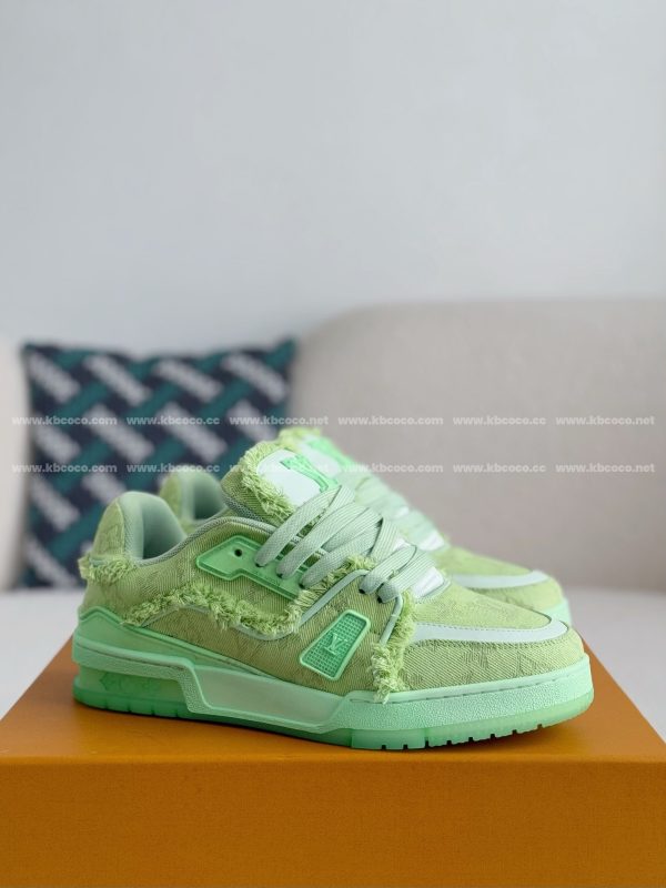 「#3977」LOUIS VUITTON TRAINER SNEAKERS