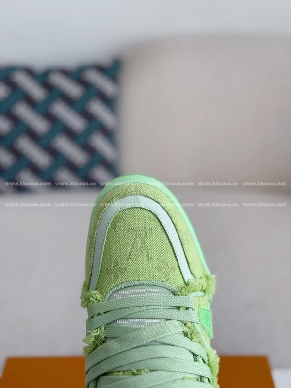「#3977」LOUIS VUITTON TRAINER SNEAKERS - Image 8
