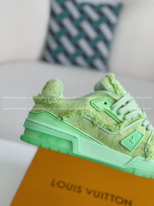 「#3977」LOUIS VUITTON TRAINER SNEAKERS - Image 7