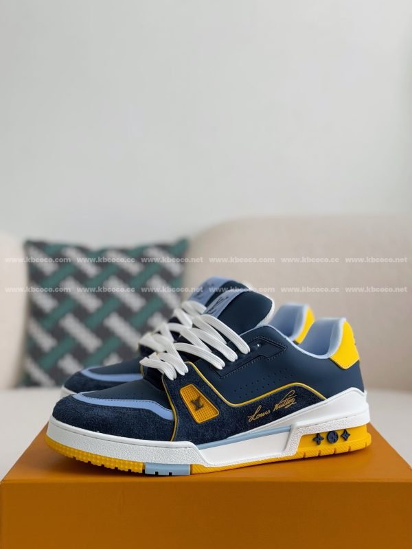 「#3992」LOUIS VUITTON TRAINER SNEAKERS - Image 2
