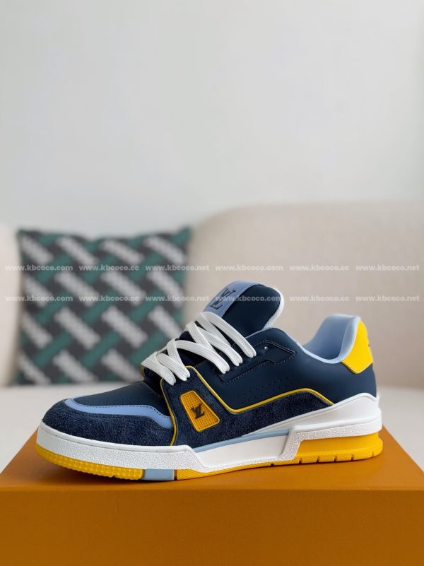 「#3992」LOUIS VUITTON TRAINER SNEAKERS - Image 4