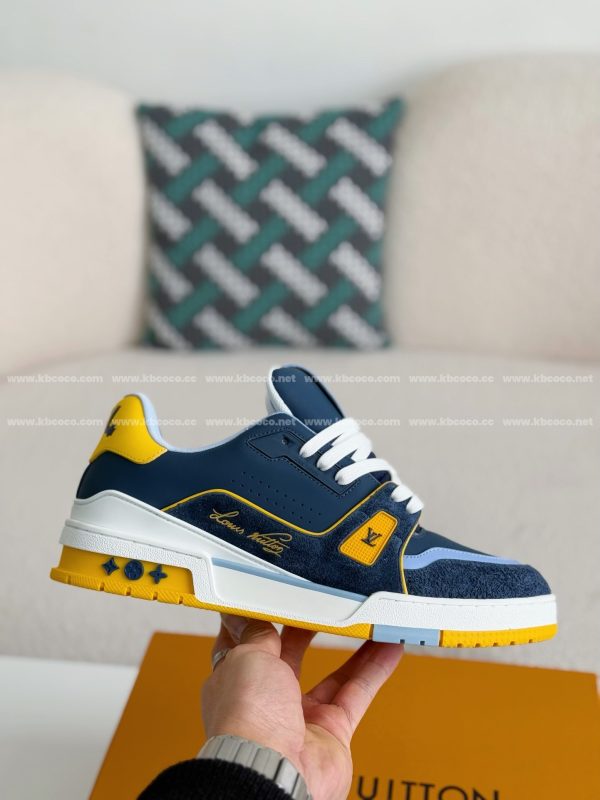「#3992」LOUIS VUITTON TRAINER SNEAKERS - Image 6