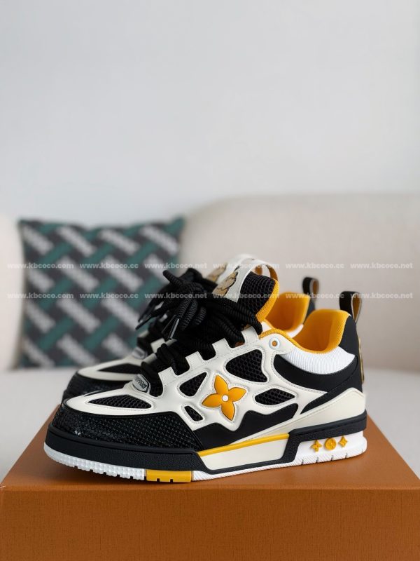 「#4016」LOUIS VUITTON RUNNER TATIC SNEAKERS - Image 2
