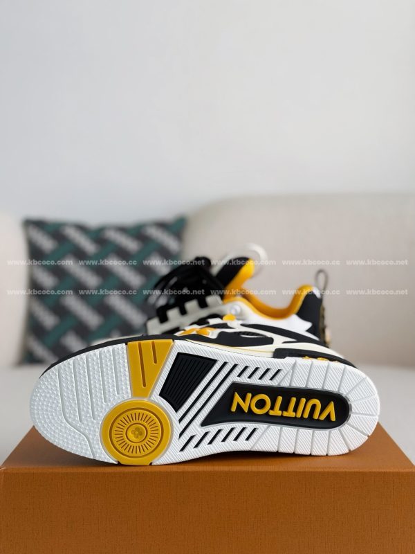 「#4016」LOUIS VUITTON RUNNER TATIC SNEAKERS - Image 5