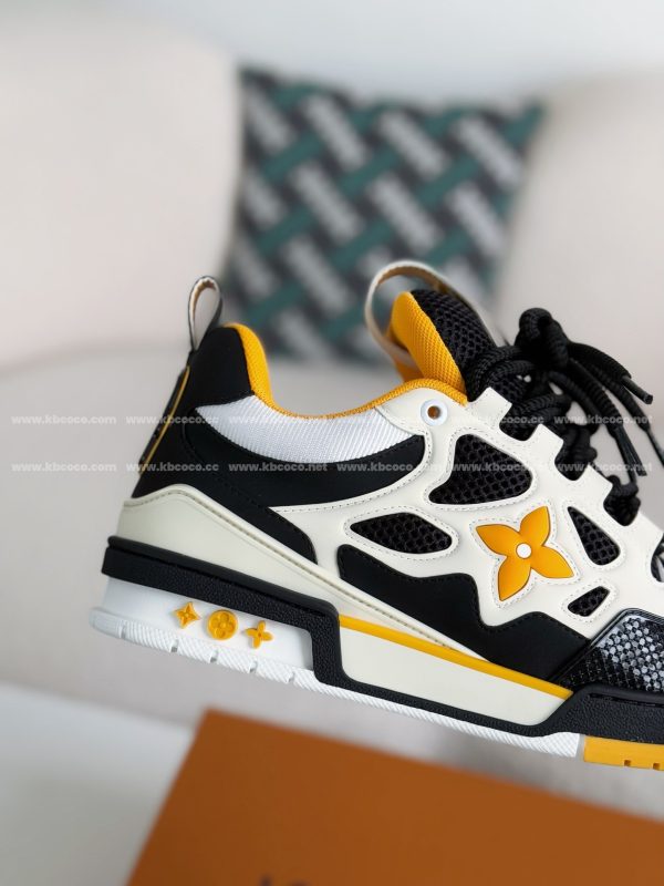 「#4016」LOUIS VUITTON RUNNER TATIC SNEAKERS - Image 7