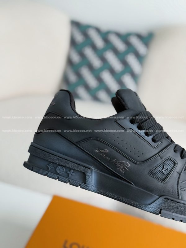 「#4011」LOUIS VUITTON TRAINER SNEAKERS - Image 7