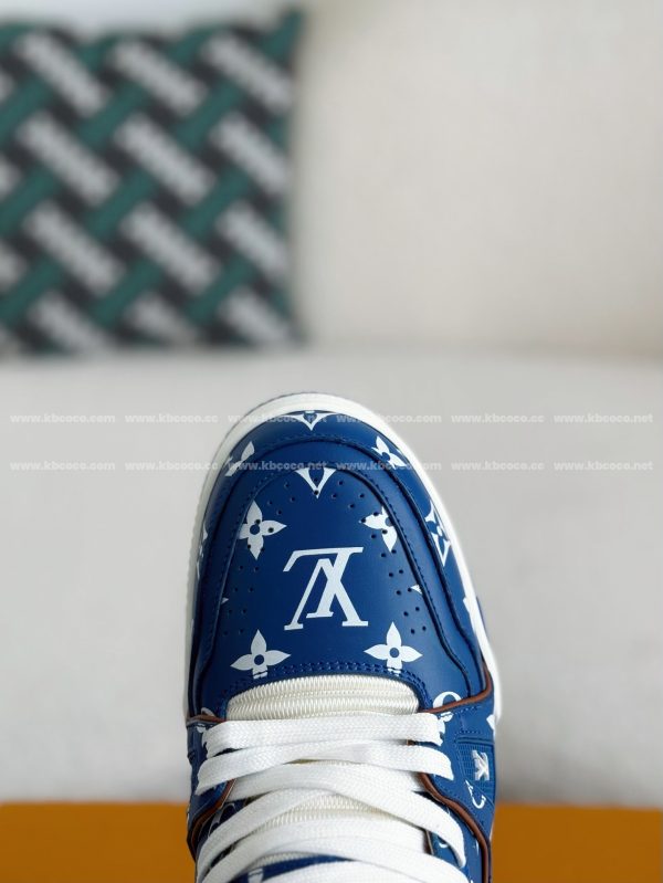 「#4033」LOUIS VUITTON TRAINER SNEAKERS - Image 8