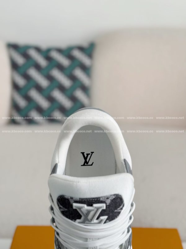 「#3769」 LOUIS VUITTON TRAINER SNEAKERS - Image 8