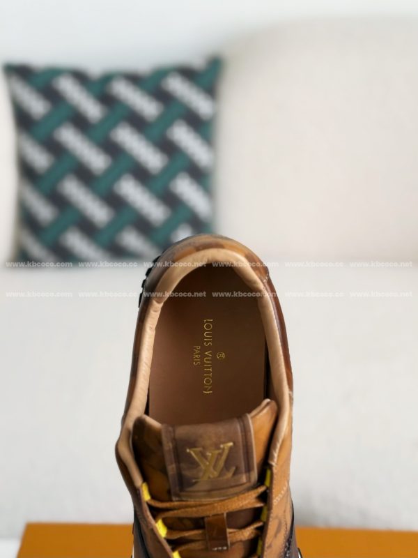 「#4053」LOUIS VUITTON  LEATHER LOW-TOP SHOES - Image 9