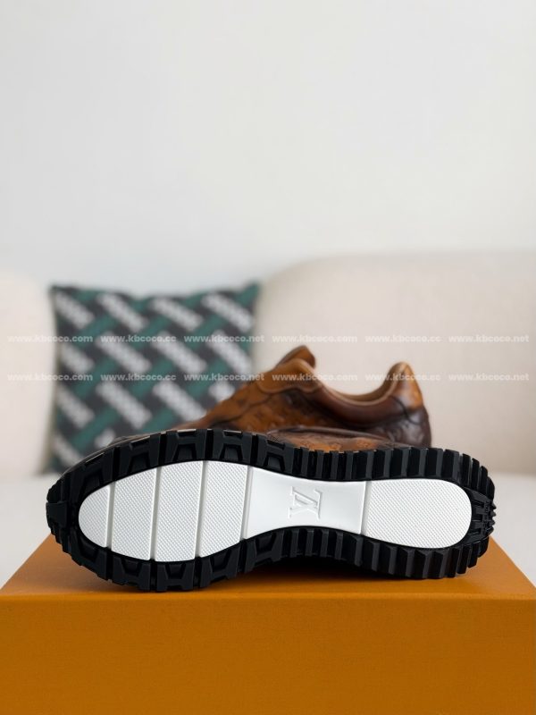 「#4053」LOUIS VUITTON  LEATHER LOW-TOP SHOES - Image 5