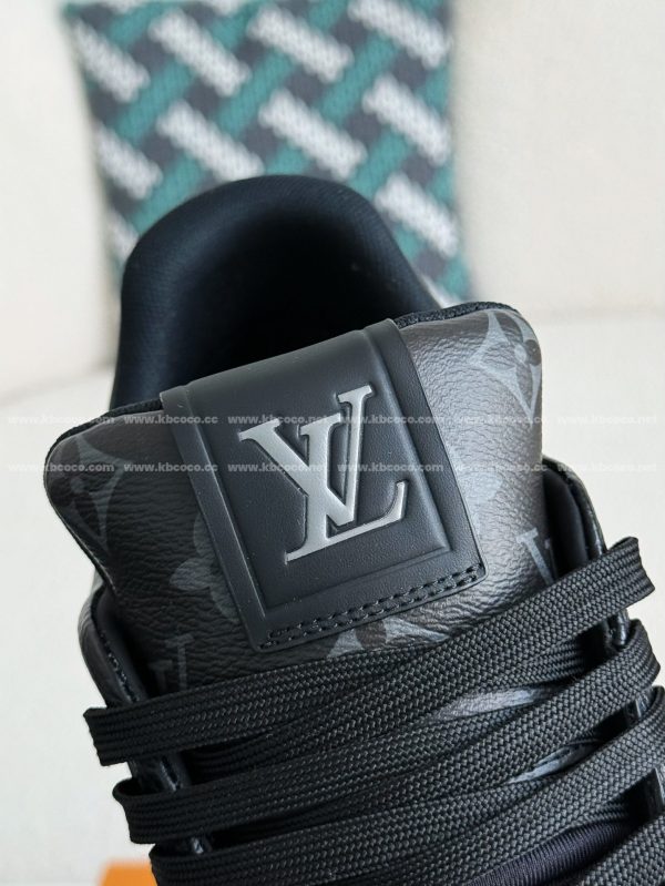 「#4102」LOUIS VUITTON TRAINER SNEAKERS - Image 10