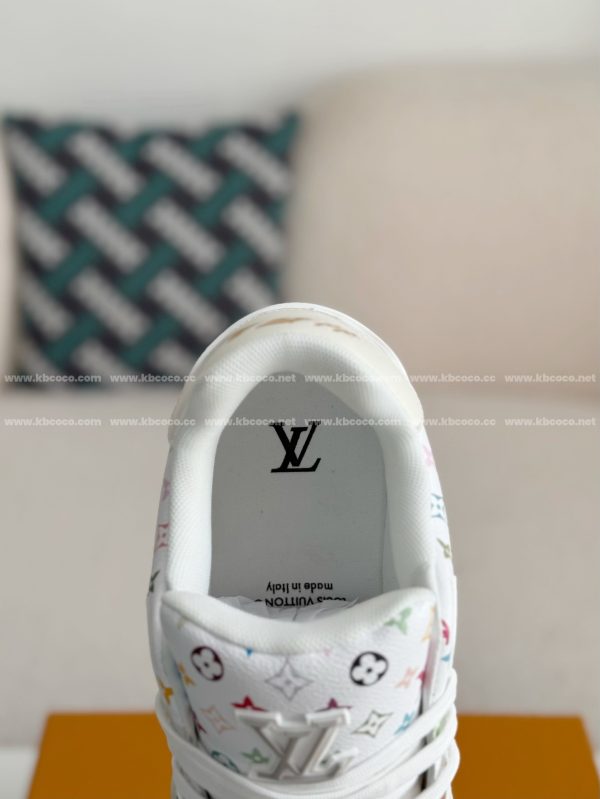 「#4186」LOUIS VUITTON TRAINER SNEAKERS - Image 8