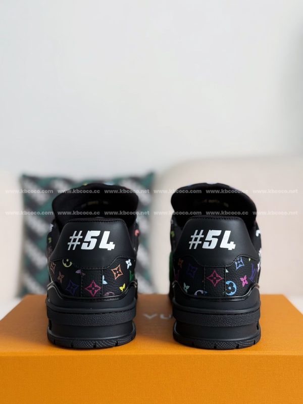 「#4230」LOUIS VUITTON SNEAKERS - Image 3