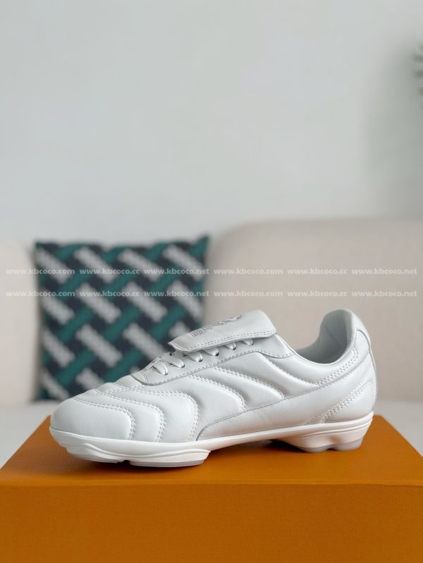 「#4246」LV Footprint Soccer Sneaker - Image 4