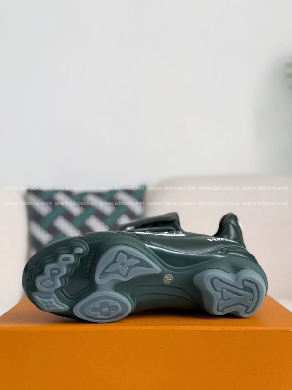 「#4247」LV Footprint Soccer Sneaker - Image 5