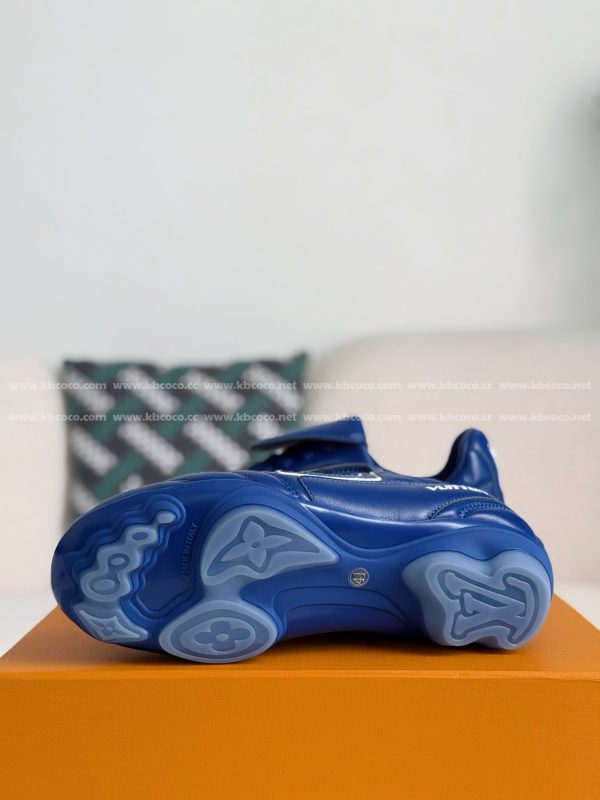 「#4248」LV Footprint Soccer Sneaker - Image 5