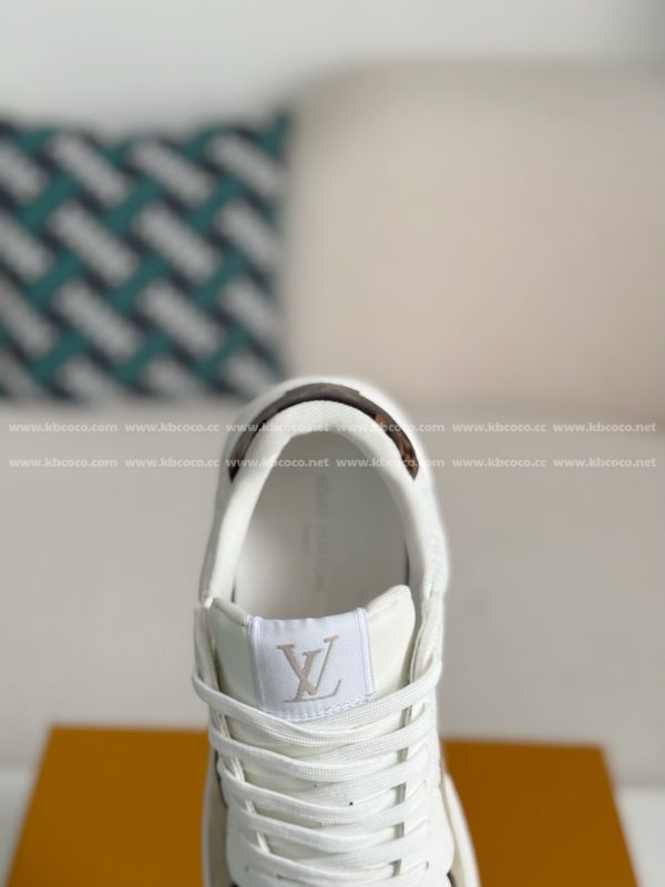 「#4303」Louis Vuitton Leather dark concave printed board shoes - Image 8
