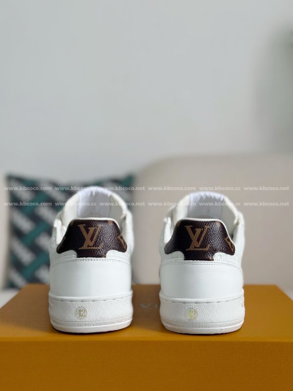 「#4303」Louis Vuitton Leather dark concave printed board shoes - Image 3