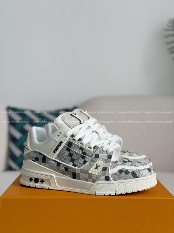 「#4427」LOUIS VUITTON TRAINER SNEAKERS