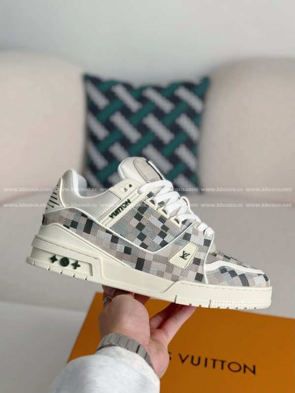 「#4427」LOUIS VUITTON TRAINER SNEAKERS - Image 6