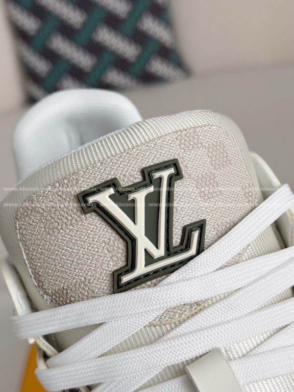 「#4427」LOUIS VUITTON TRAINER SNEAKERS - Image 10