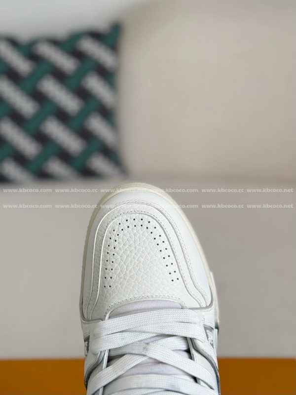 「#4432」LOUIS VUITTON TRAINER SNEAKERS - Image 9