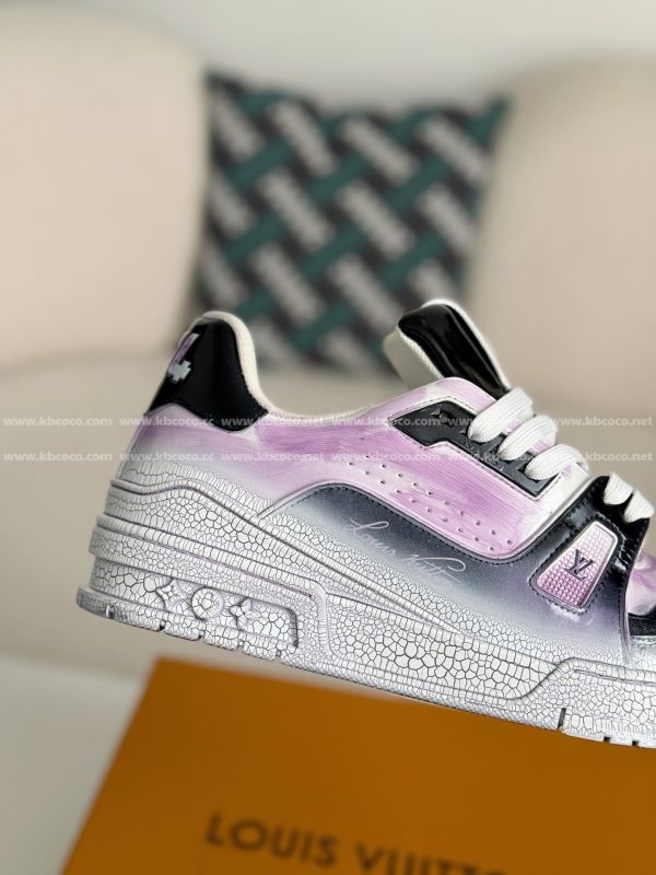 「#4490」LOUIS VUITTON TRAINER SNEAKERS - Image 7
