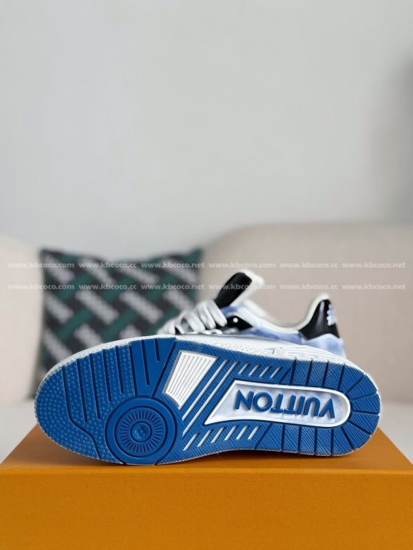 「#4492」LOUIS VUITTON TRAINER SNEAKERS - Image 5