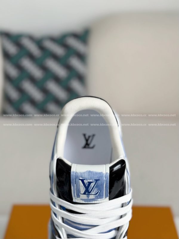 「#4492」LOUIS VUITTON TRAINER SNEAKERS - Image 8