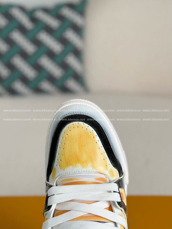 「#4493」LOUIS VUITTON TRAINER SNEAKERS - Image 9