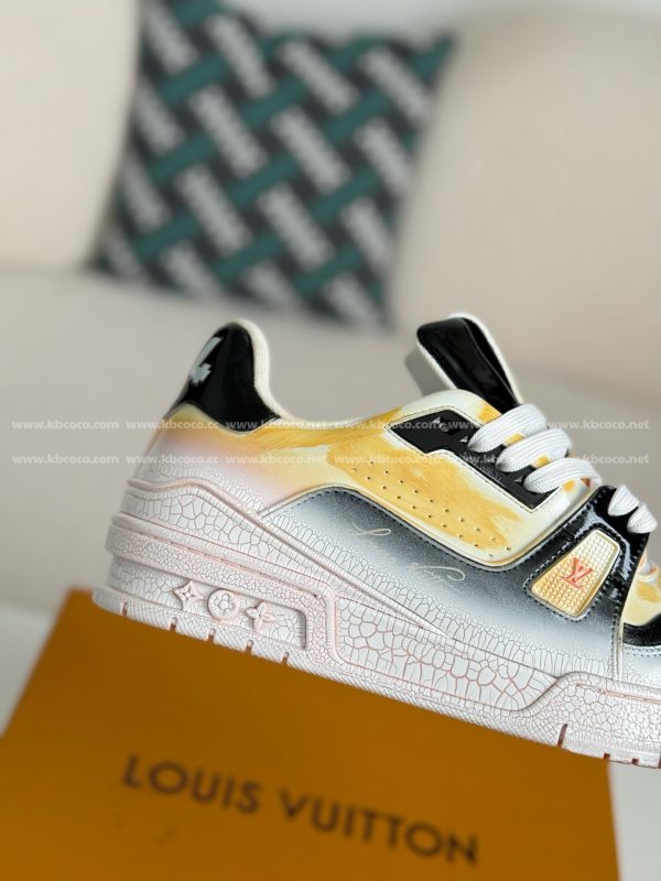 「#4493」LOUIS VUITTON TRAINER SNEAKERS - Image 7