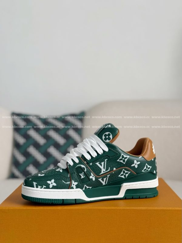 「#4538」LOUIS VUITTON TRAINER SNEAKERS - Image 4
