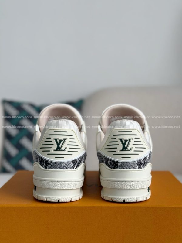 「#4541」LOUIS VUITTON TRAINER SNEAKERS - Image 3