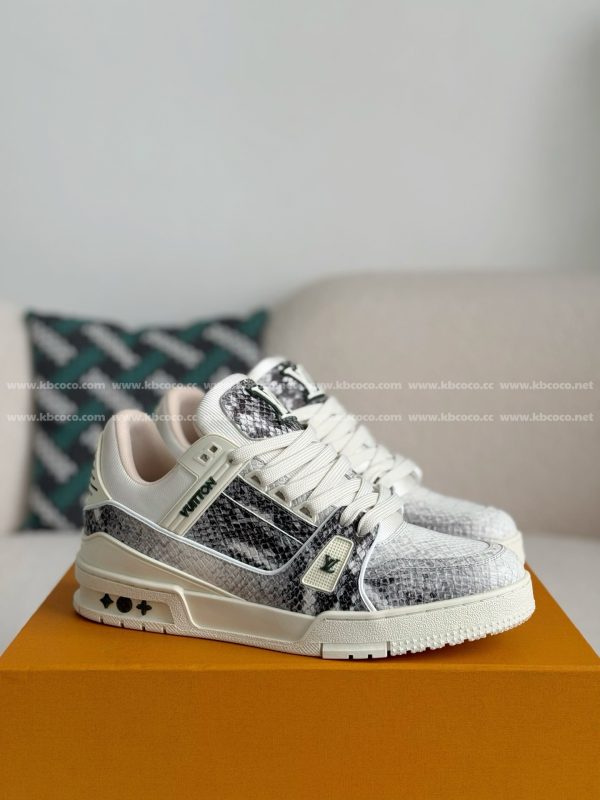 「#4541」LOUIS VUITTON TRAINER SNEAKERS