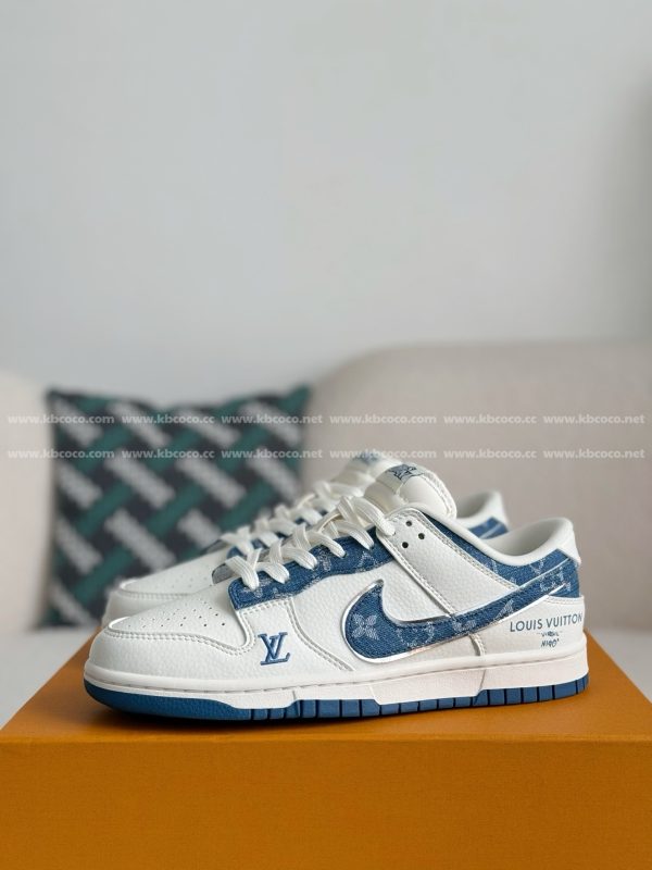 「#4545」LOUIS VUITTON  x Nike Dunk Casual Sneakers - Image 2