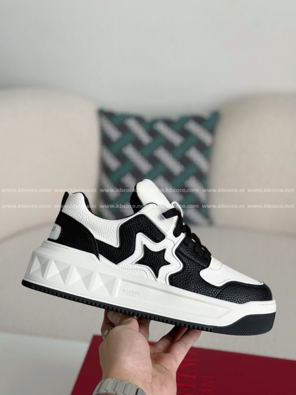 ¡¸#4555¡¹Valentino One Stud Sneakers - Image 6