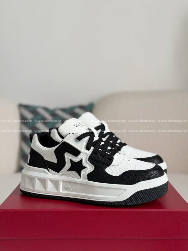 ¡¸#4555¡¹Valentino One Stud Sneakers