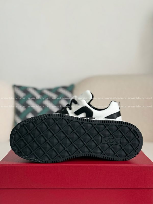 ¡¸#4555¡¹Valentino One Stud Sneakers - Image 5