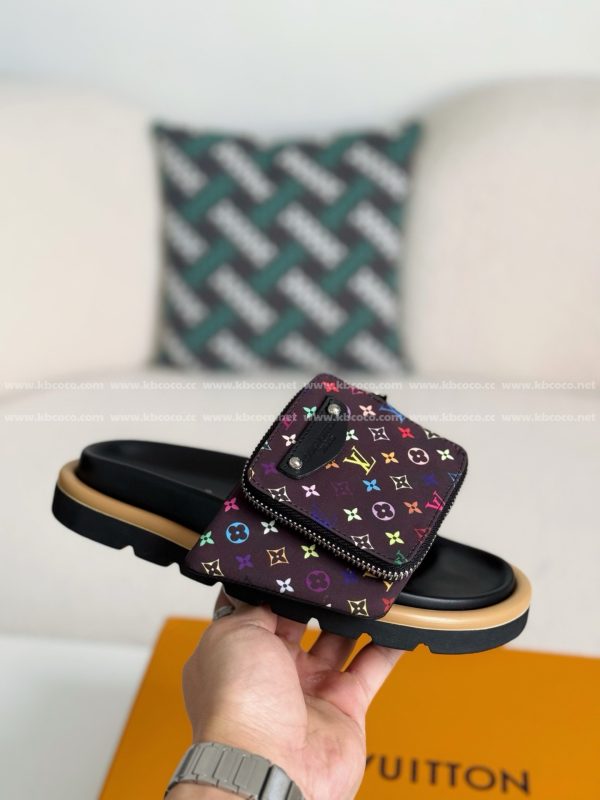 「#4559」LOUIS VUITTON x MURAKAMI Leather Flip Flops - Image 6